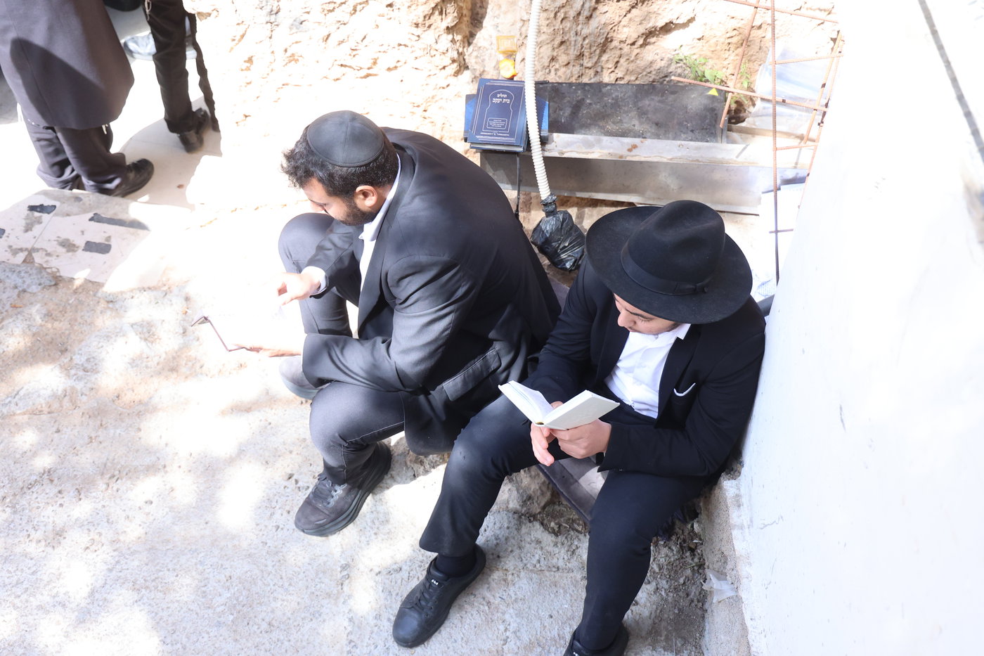 ל"ג בעומר בקבר שמעון הצדיק