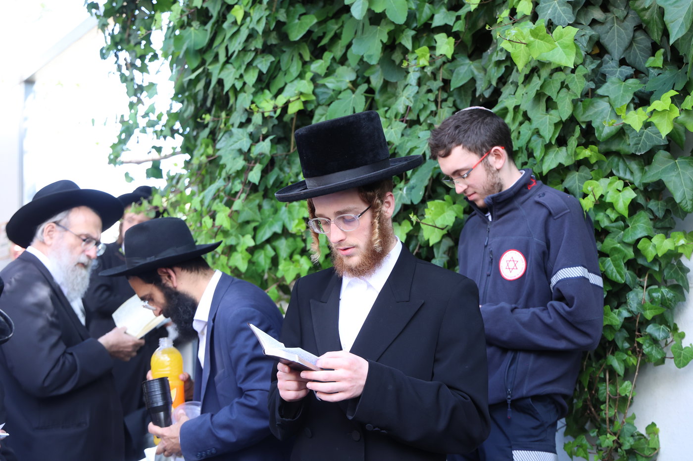 ל"ג בעומר בקבר שמעון הצדיק