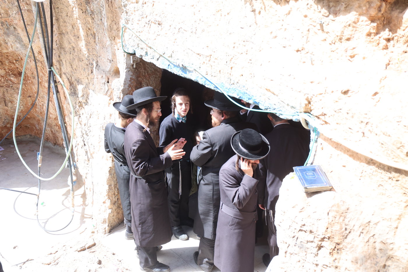 ל"ג בעומר בקבר שמעון הצדיק