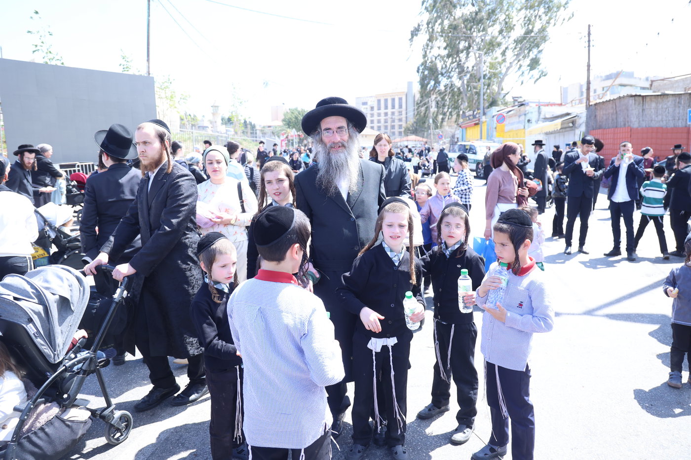 ל"ג בעומר בקבר שמעון הצדיק