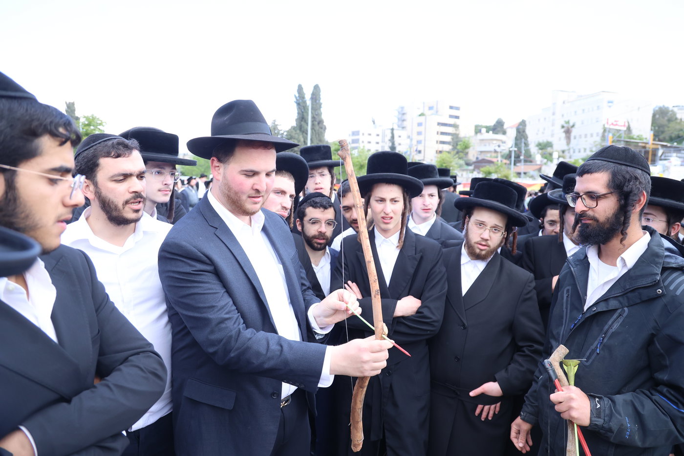ל"ג בעומר בקבר שמעון הצדיק
