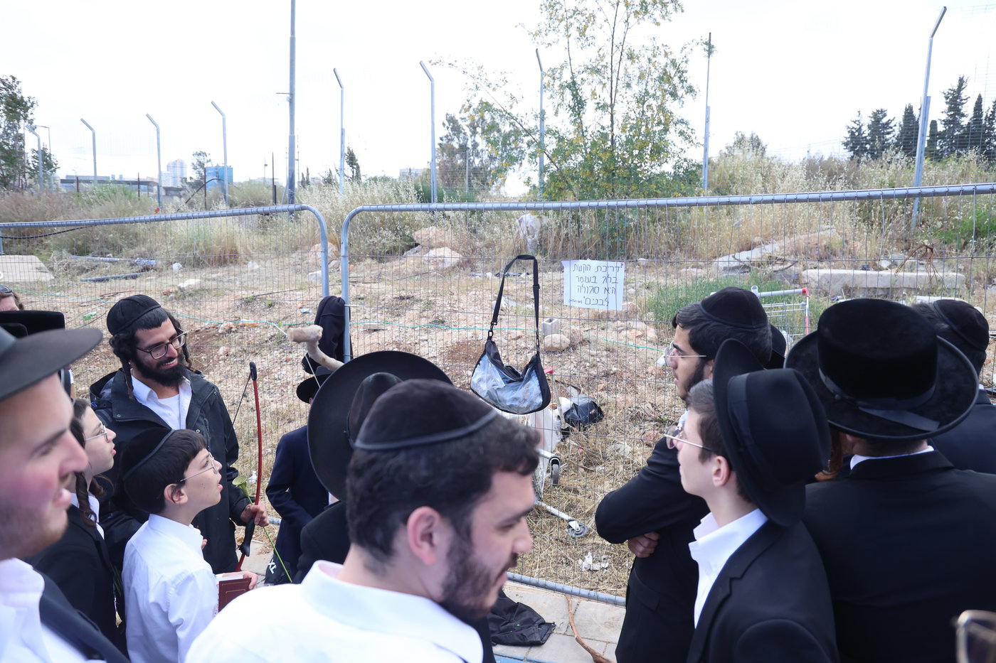 ל"ג בעומר בקבר שמעון הצדיק