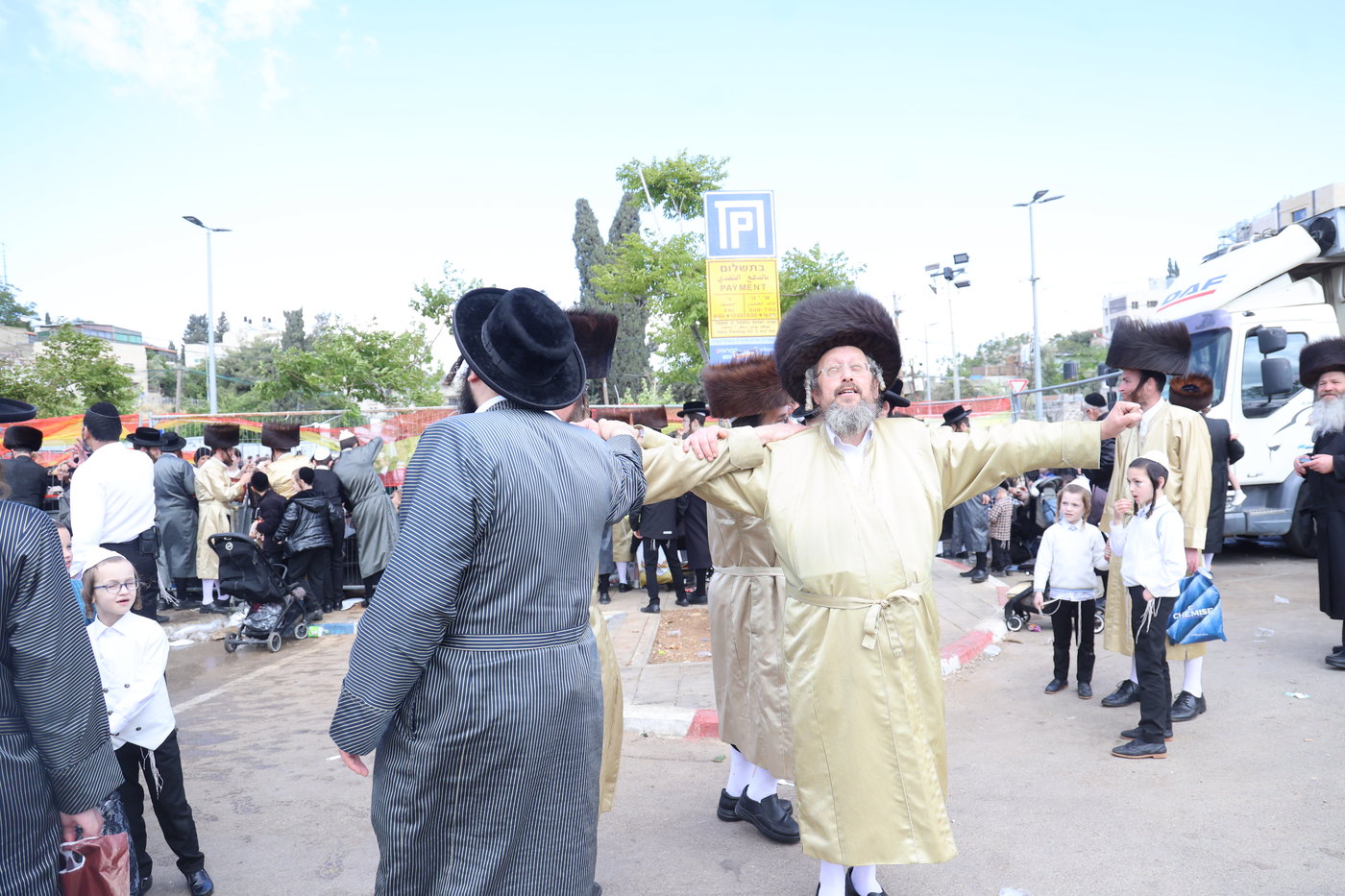 ל"ג בעומר בקבר שמעון הצדיק