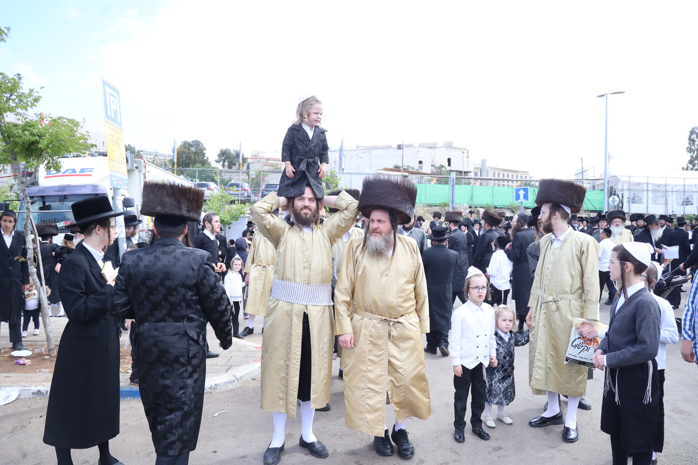 ל"ג בעומר בקבר שמעון הצדיק