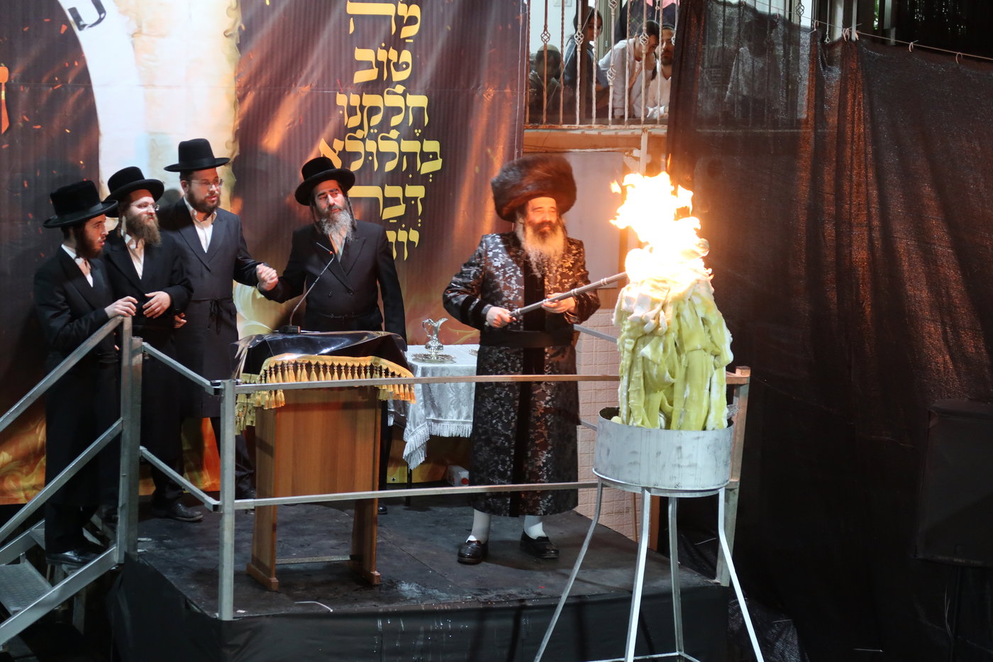 ל"ג בעומר בחצה"ק זוטשקא