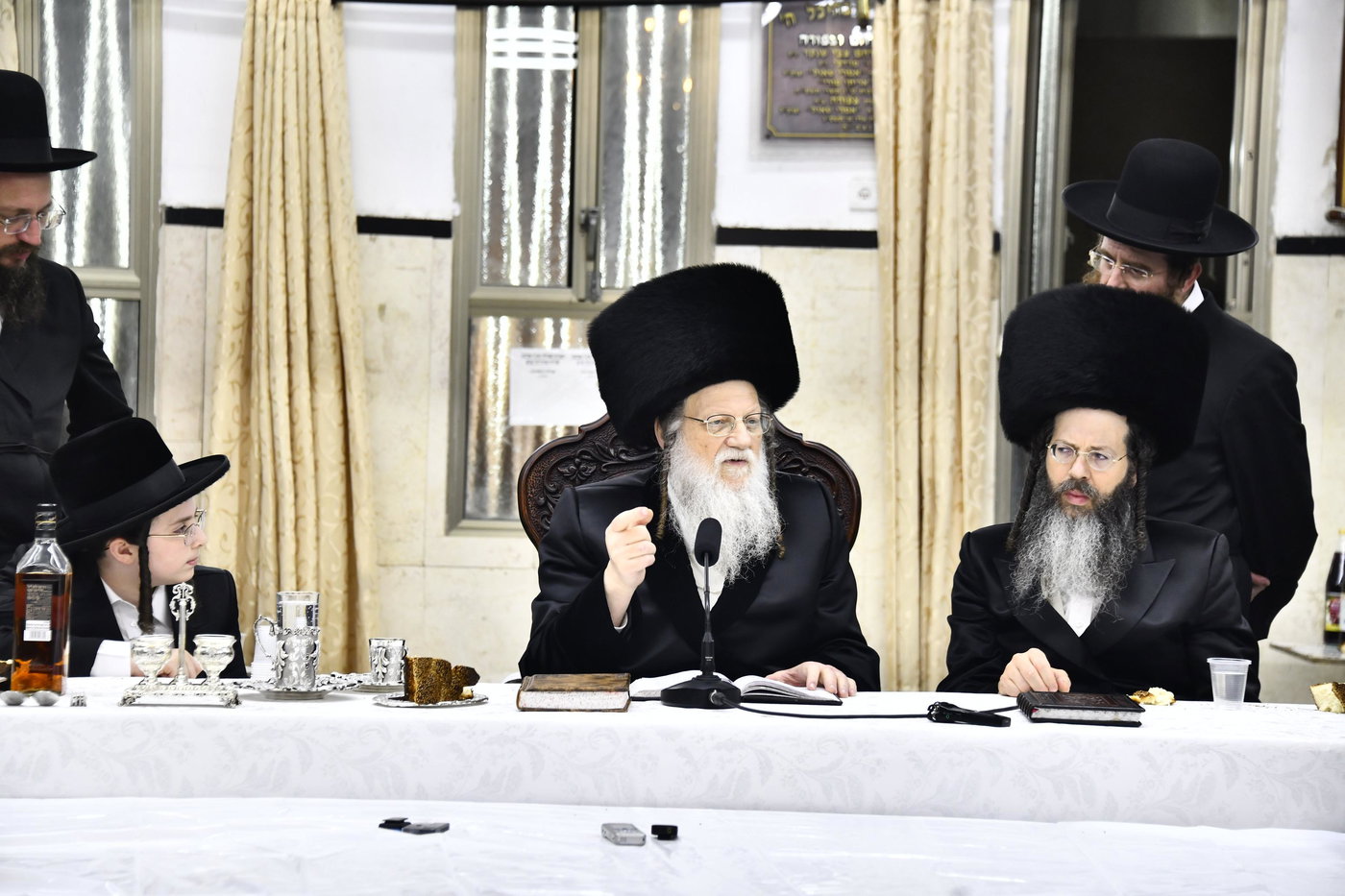 בר מצווה והילולא במודז'יץ
