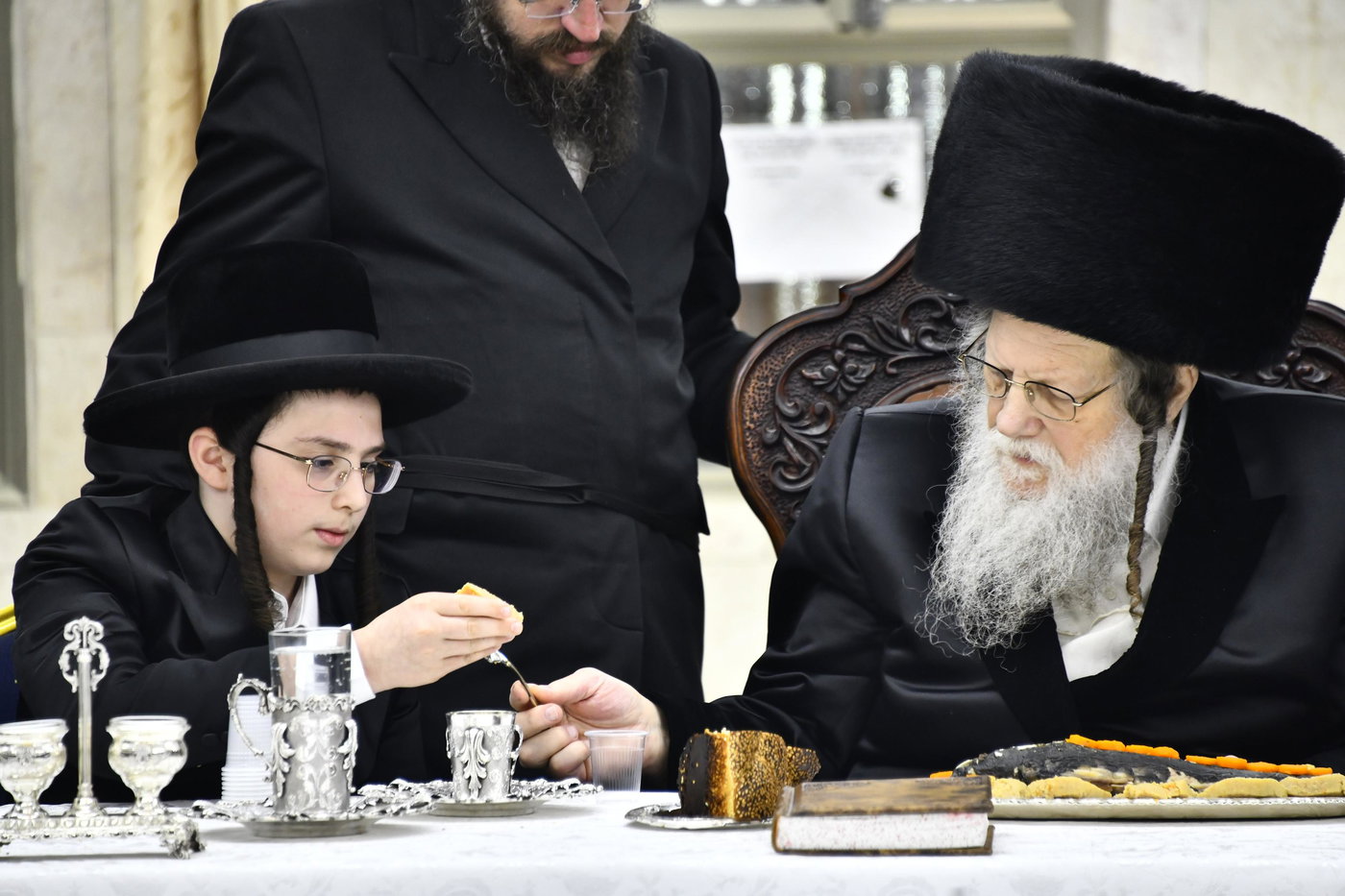 בר מצווה והילולא במודז'יץ