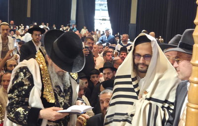 צפו: הגאון הינוקא חגג ברית לבנו החמישי - כך נקרא שמו בישראל