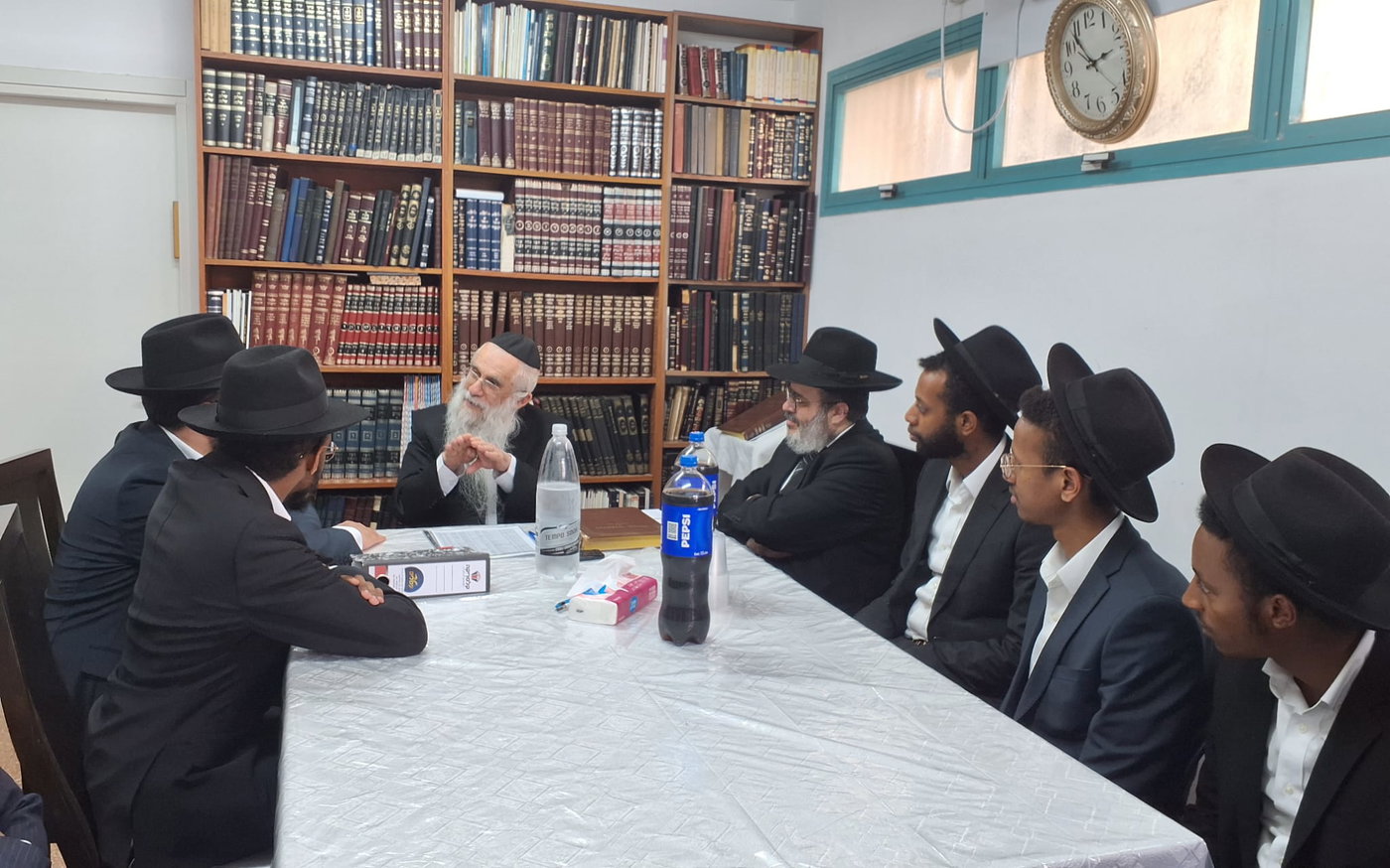 בחורי עמלים בבתי גדולי ישראל