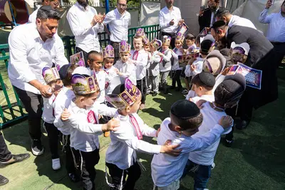 מסיבת תחילת לימוד אותיות ב'תורה תמימה' קרית אתא