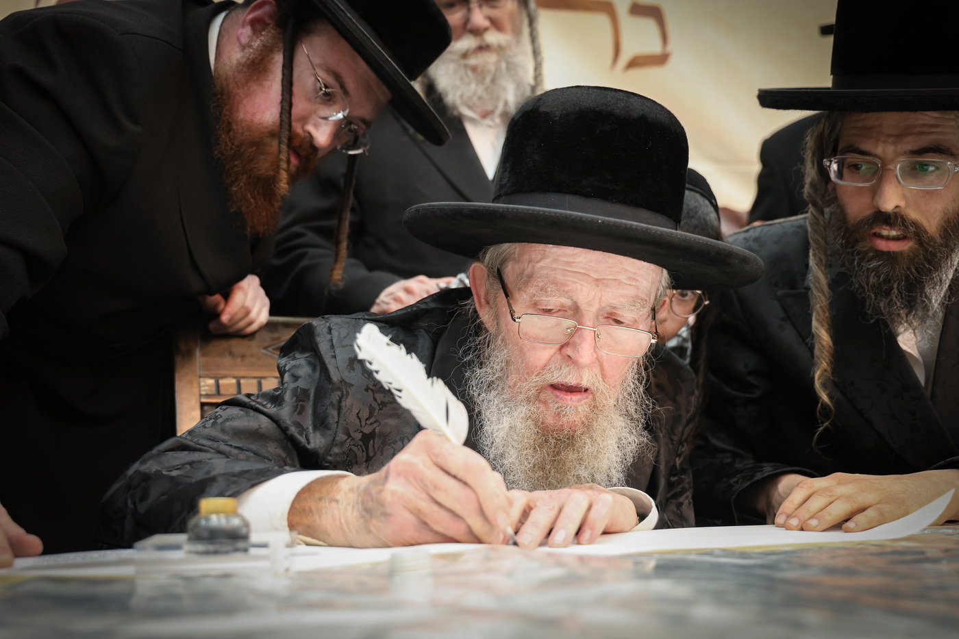 הילולא קדישא וכתיבת ס"ת בחצה"ק זוועהיל