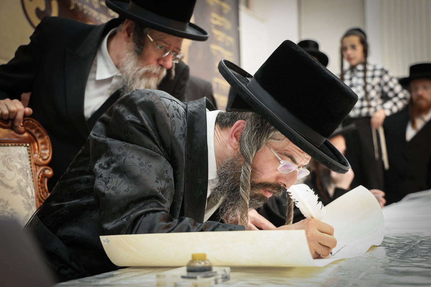 הילולא קדישא וכתיבת ס"ת בחצה"ק זוועהיל