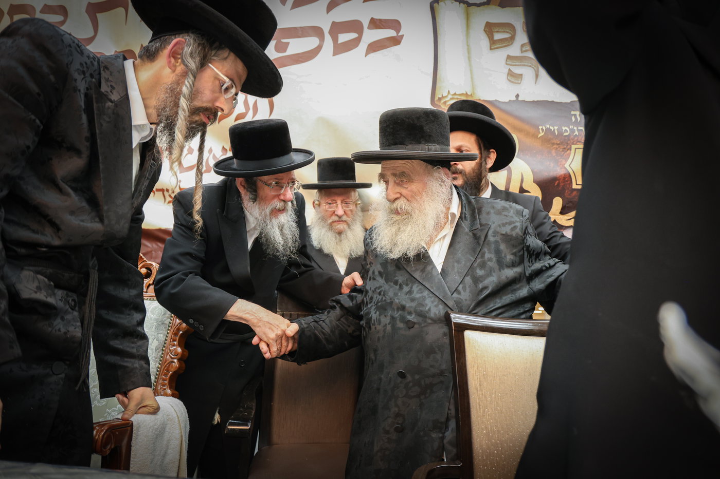 הילולא קדישא וכתיבת ס"ת בחצה"ק זוועהיל