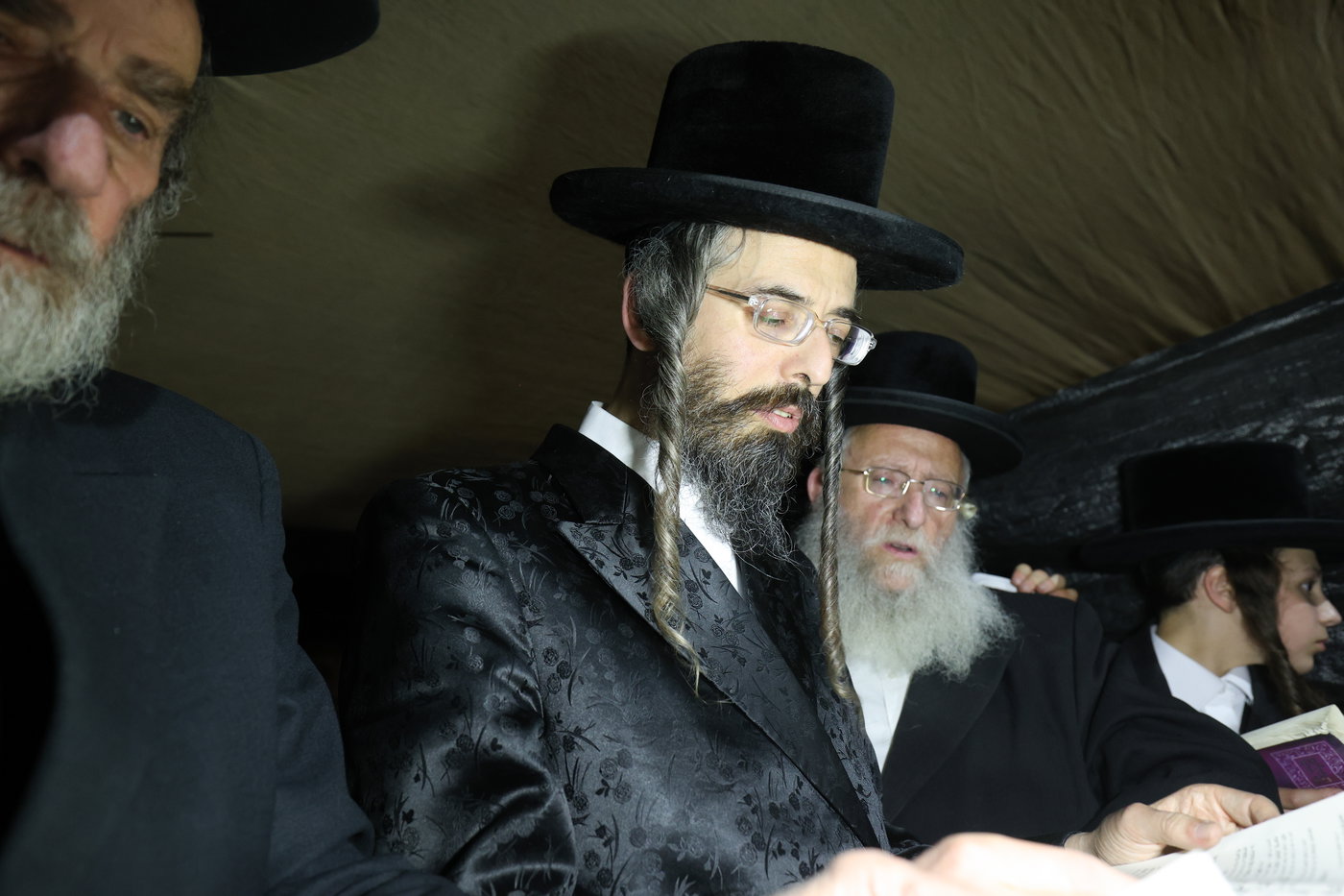 הילולא קדישא וכתיבת ס"ת בחצה"ק זוועהיל