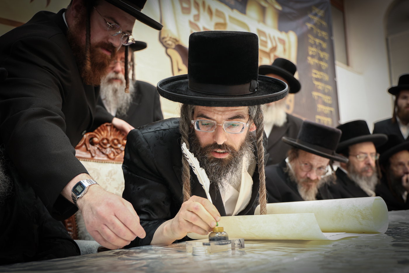הילולא קדישא וכתיבת ס"ת בחצה"ק זוועהיל