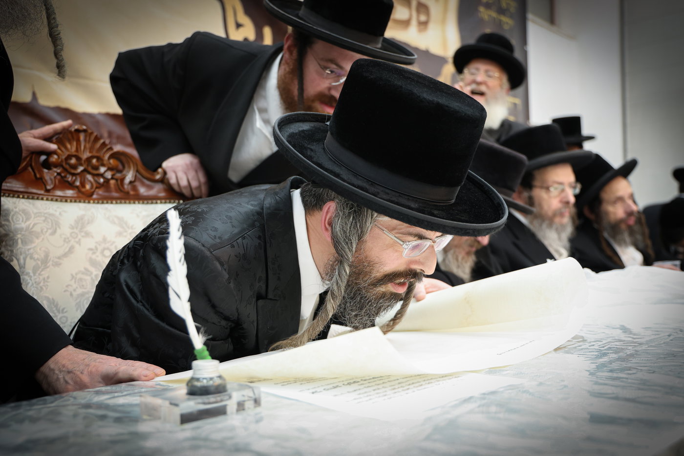 הילולא קדישא וכתיבת ס"ת בחצה"ק זוועהיל