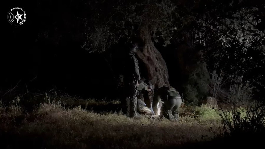 תיעוד מהפעילות והשמדת המטענים