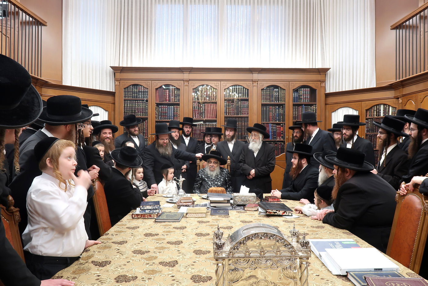 שמחת אירוסי ההויז בחור בסאטמר