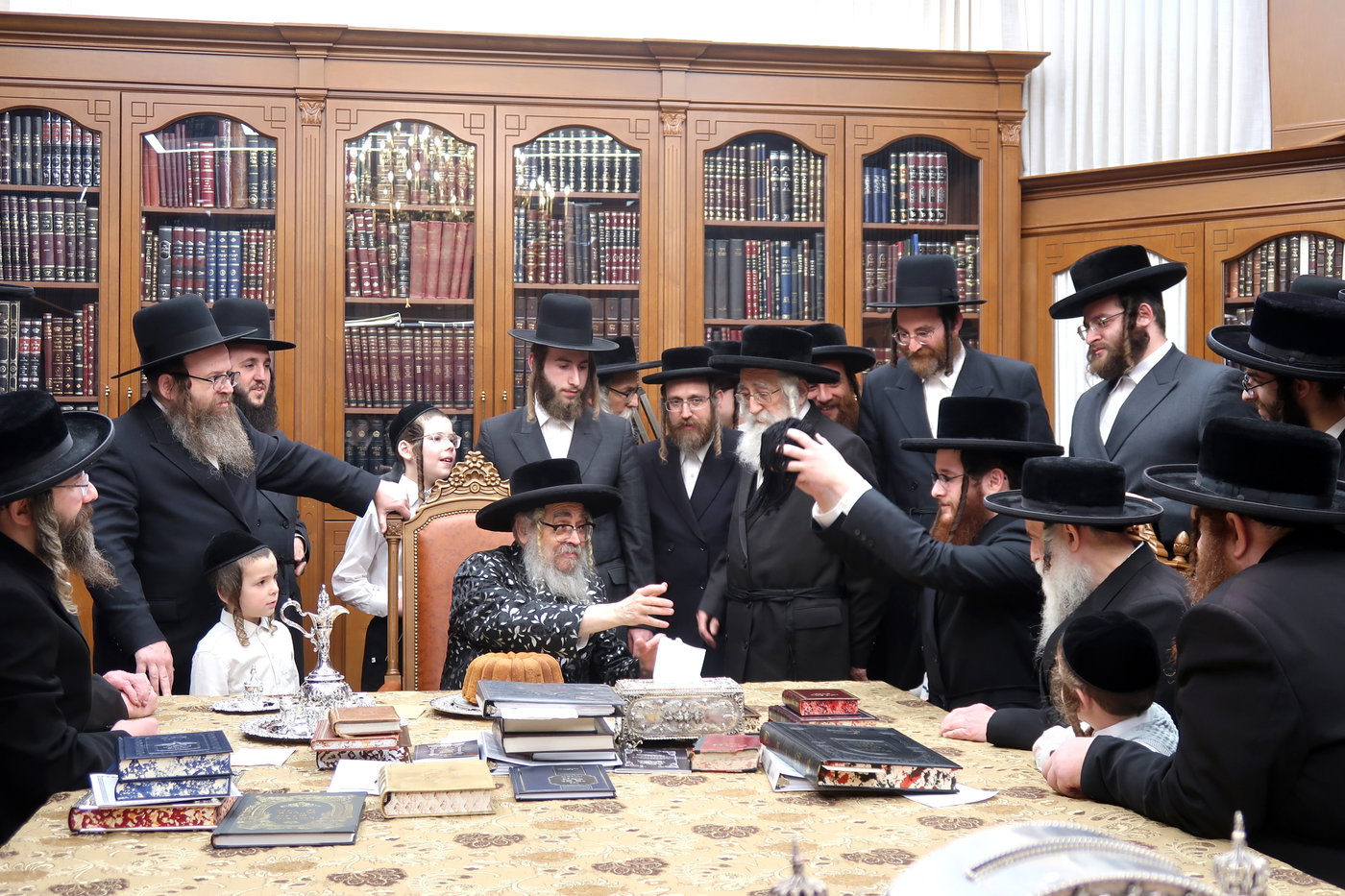 שמחת אירוסי ההויז בחור בסאטמר