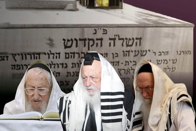 שלוש מאות שנות תורה יעלו מחר לציונו של השל"ה הקדוש בטבריה