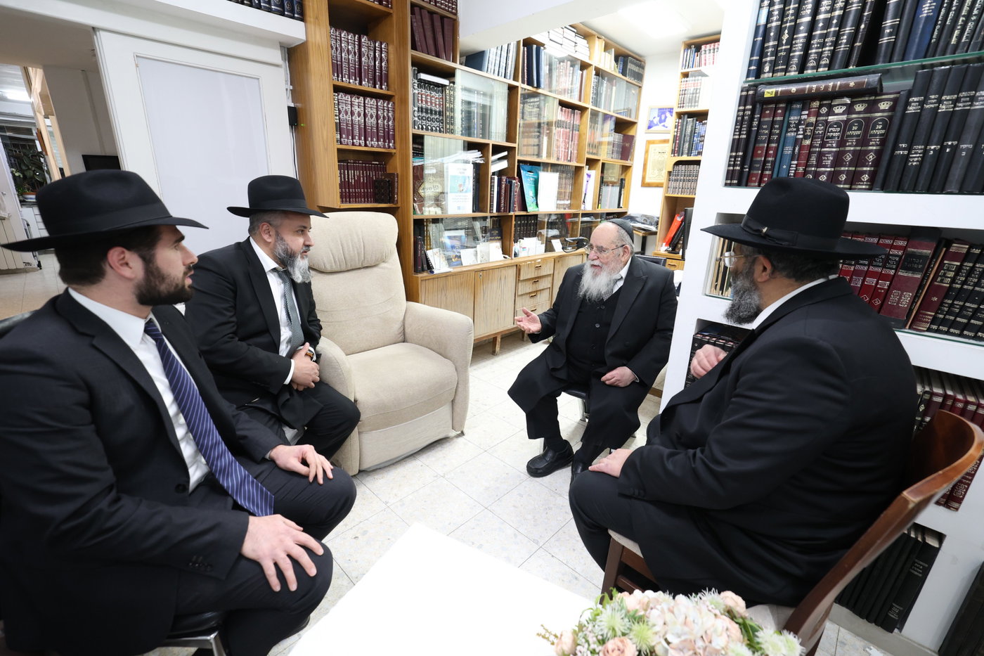 מעמד יסוד ישיבת "עטרת מרדכי"