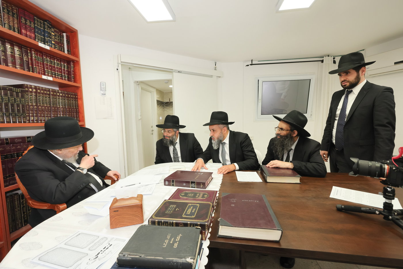 מעמד יסוד ישיבת "עטרת מרדכי"