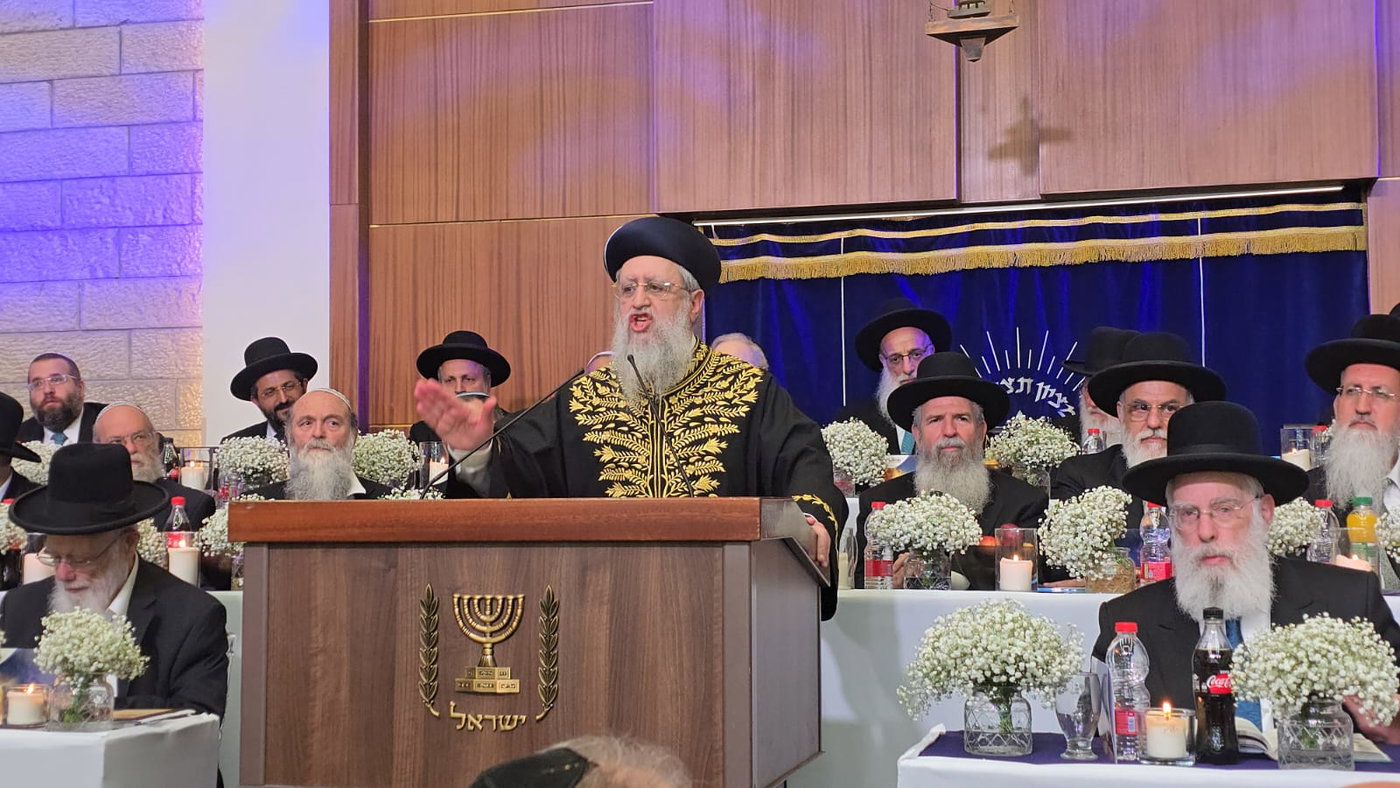 הגר"ד יוסף בנאומו