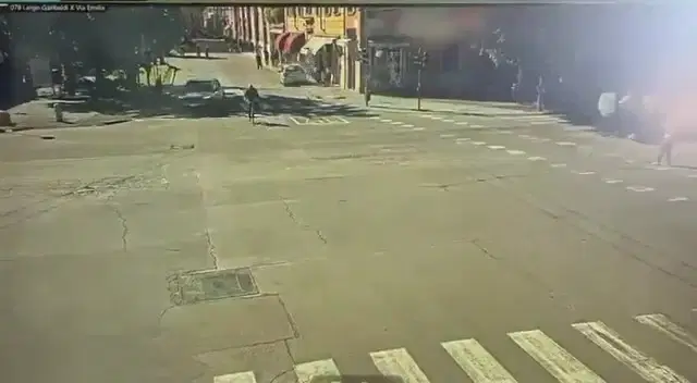 תיעוד קשה: שמונה בני אדם נפצעו בפיגוע דריסה ודקירה באיטליה 