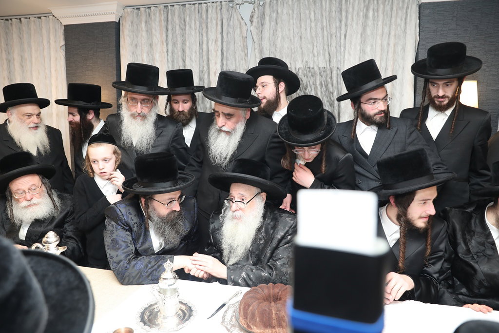 שמחת האירוסין בחצה"ק צאנז קלויזנבורג - ליזענסק