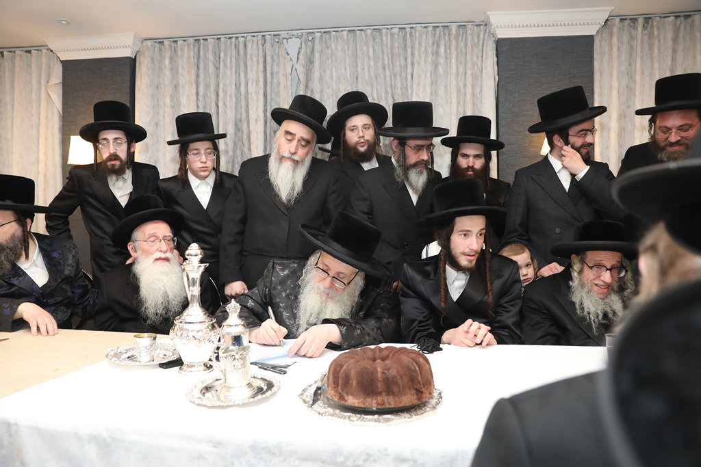 שמחת האירוסין בחצה"ק צאנז קלויזנבורג - ליזענסק