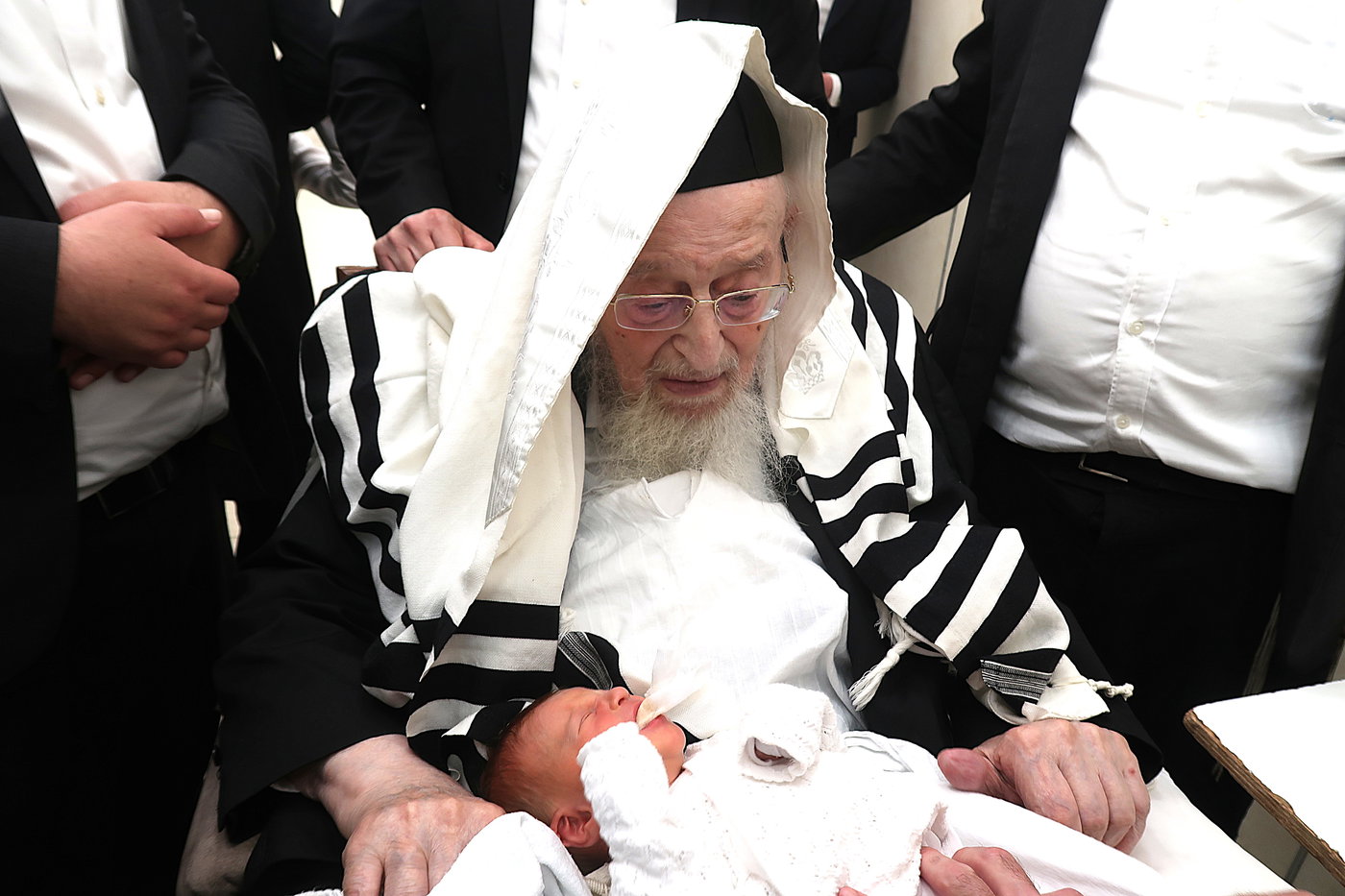 ער"ח סיון אצל הגרמ"צ ברגמן