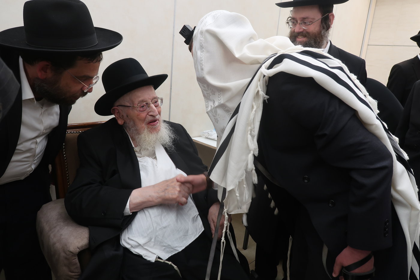 ער"ח סיון אצל הגרמ"צ ברגמן