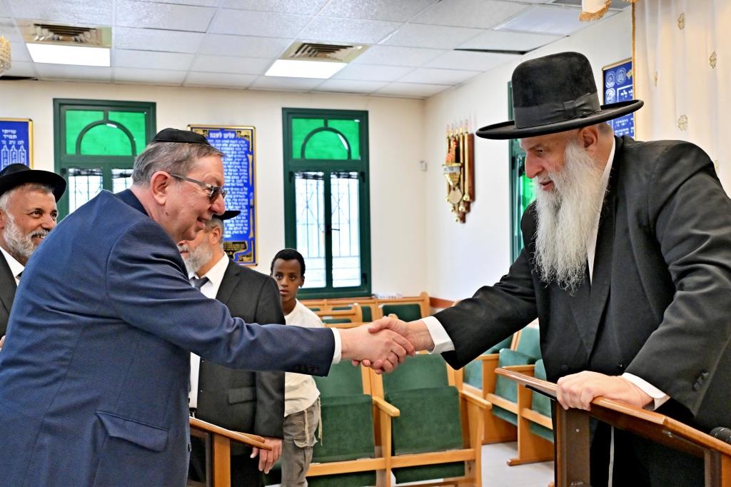 ילדי שובו בבחינה אצל רבני אשדוד