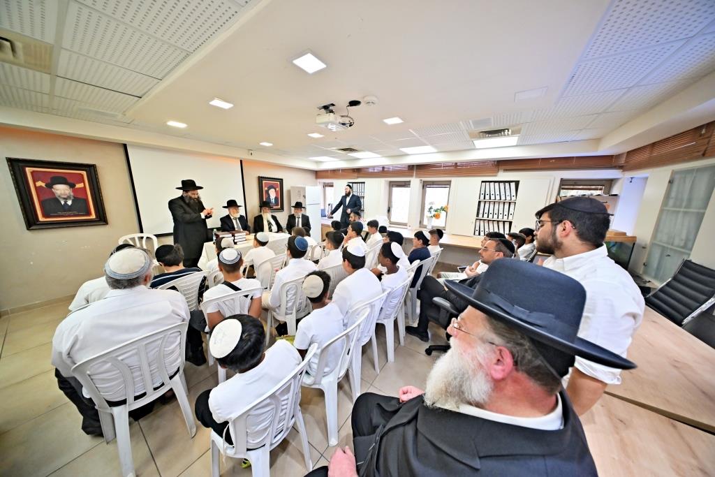 ילדי שובו בבחינה אצל רבני אשדוד