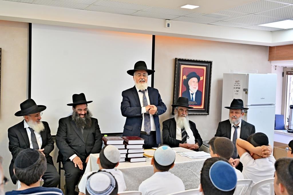 ילדי שובו בבחינה אצל רבני אשדוד