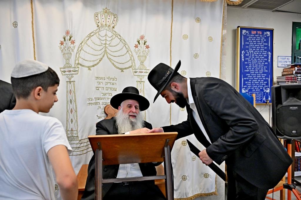 ילדי שובו בבחינה אצל רבני אשדוד