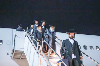 האדמו"ר מסאטמר בדרכו חזרה ממסע הקודש בפולין