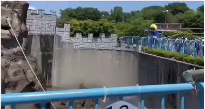 רגעי הפריצה למתחם