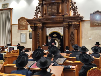 הגה"צ רבי בנימין פינקל בישיבת לב אליהו
