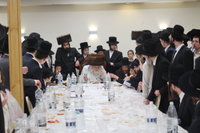 האדמו"ר ממבקשי אמונה בגרין פארק