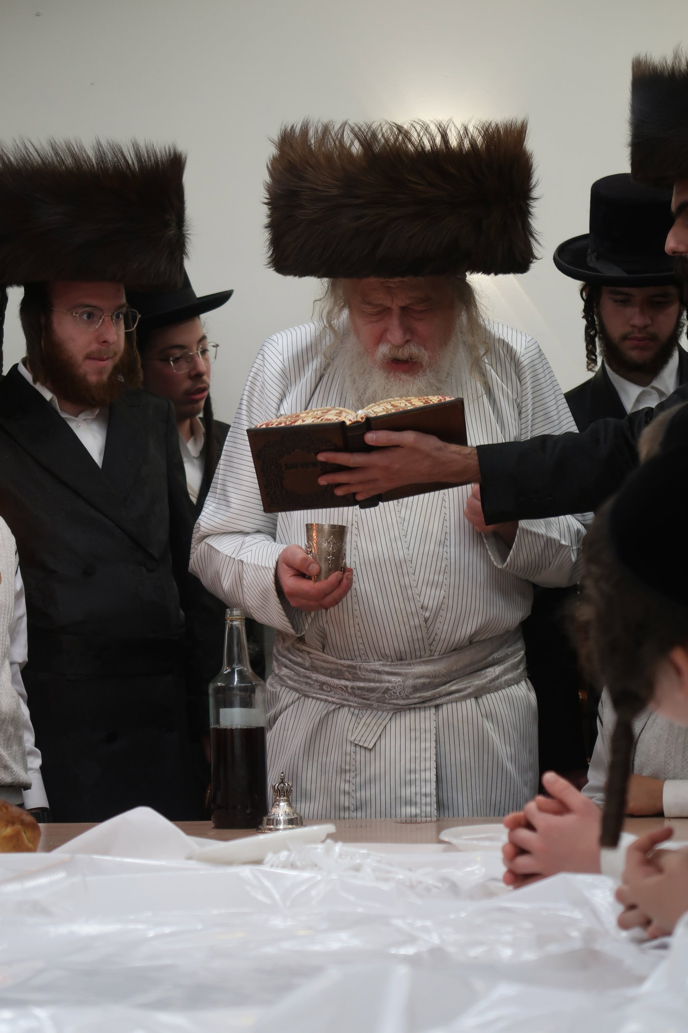 האדמו"ר ממבקשי אמונה בגרין פארק