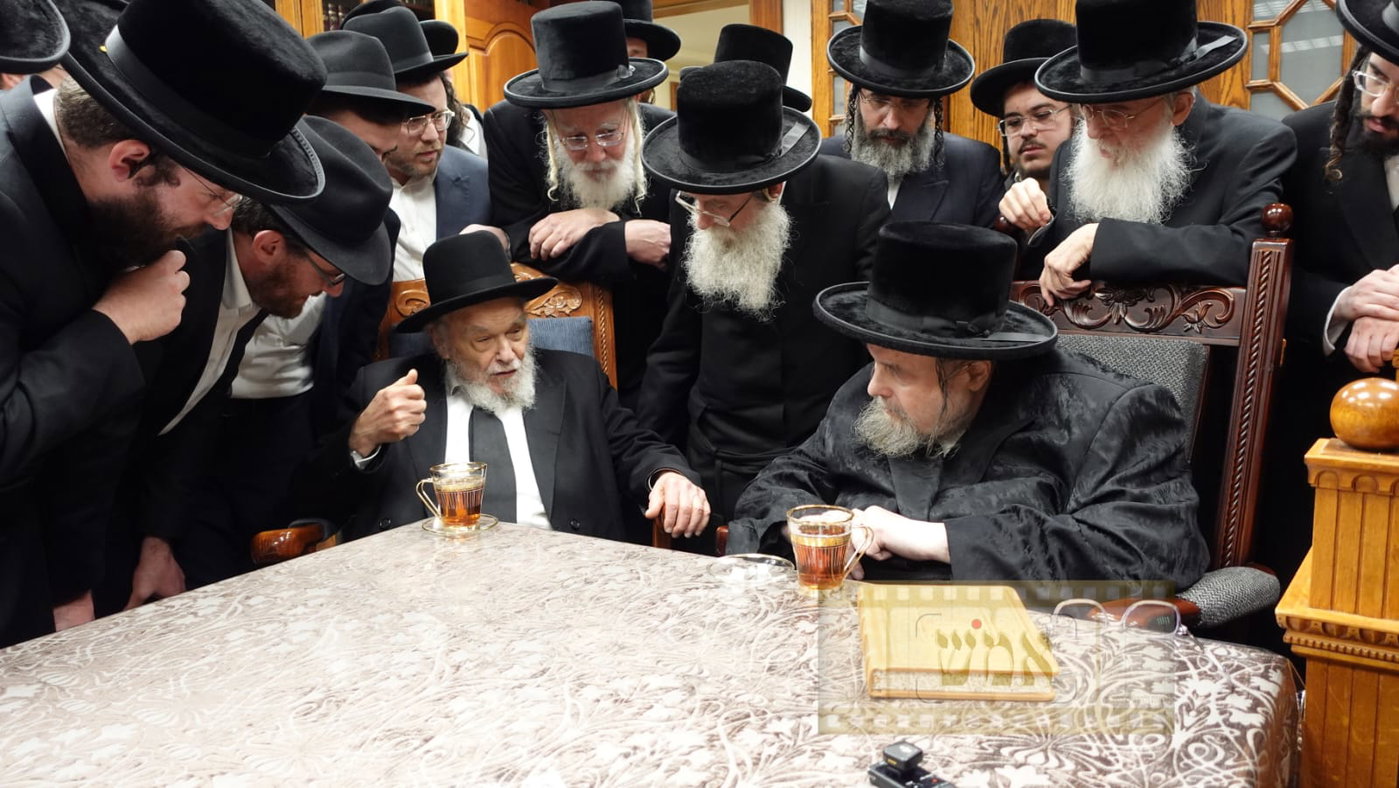 הגרמ"ה הירש בביקור אצל האדמו"ר מבעלזא