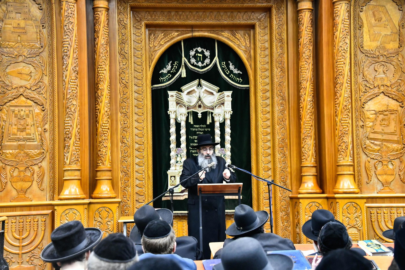 הגרצ"מ זילברברג בבני ברק