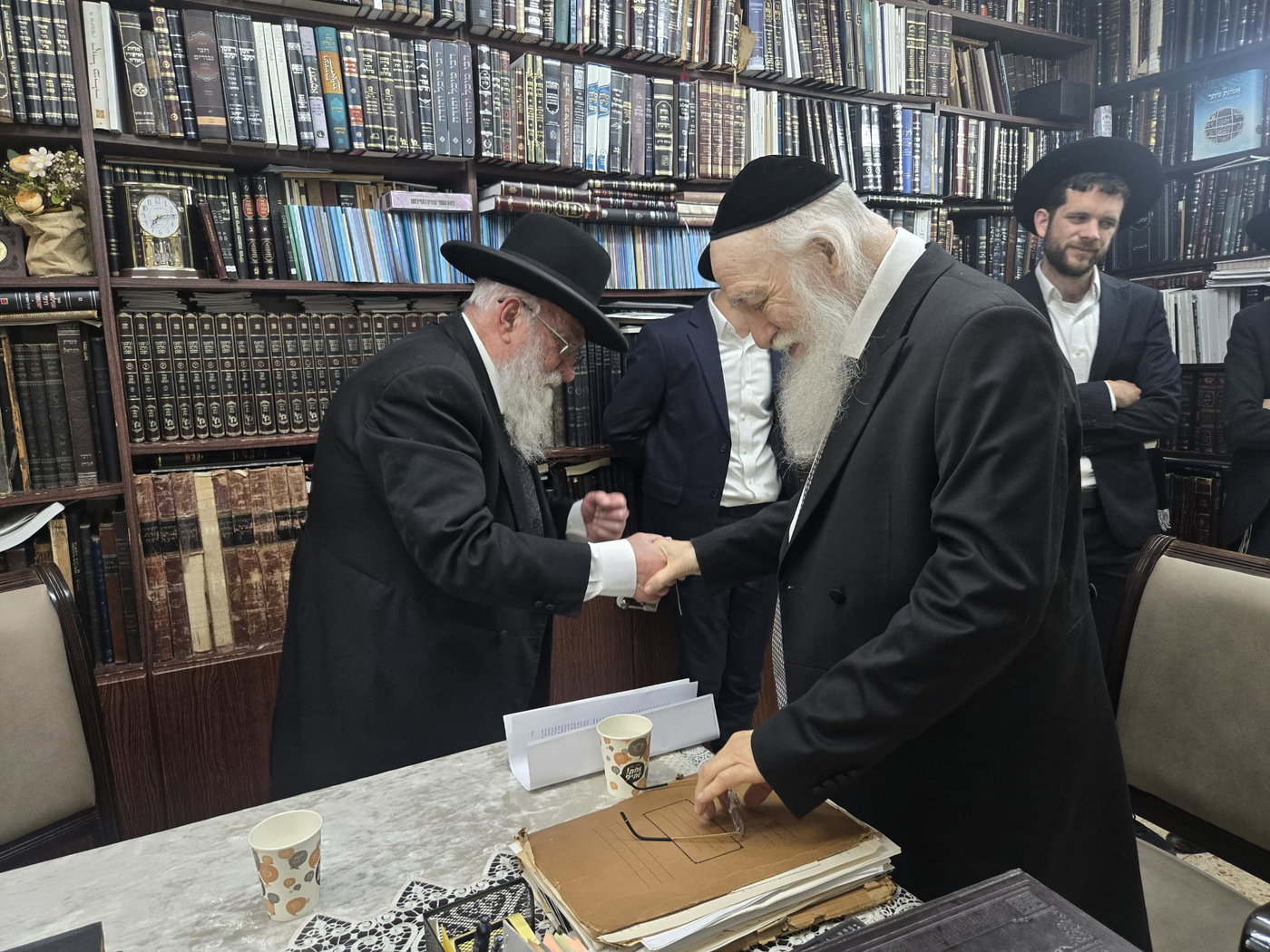 הרב דרבקין בפוניבז'