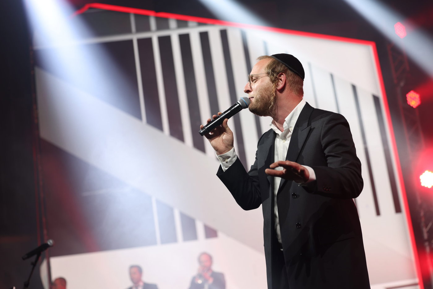 מעמד הסיומים ב'התקבצו'