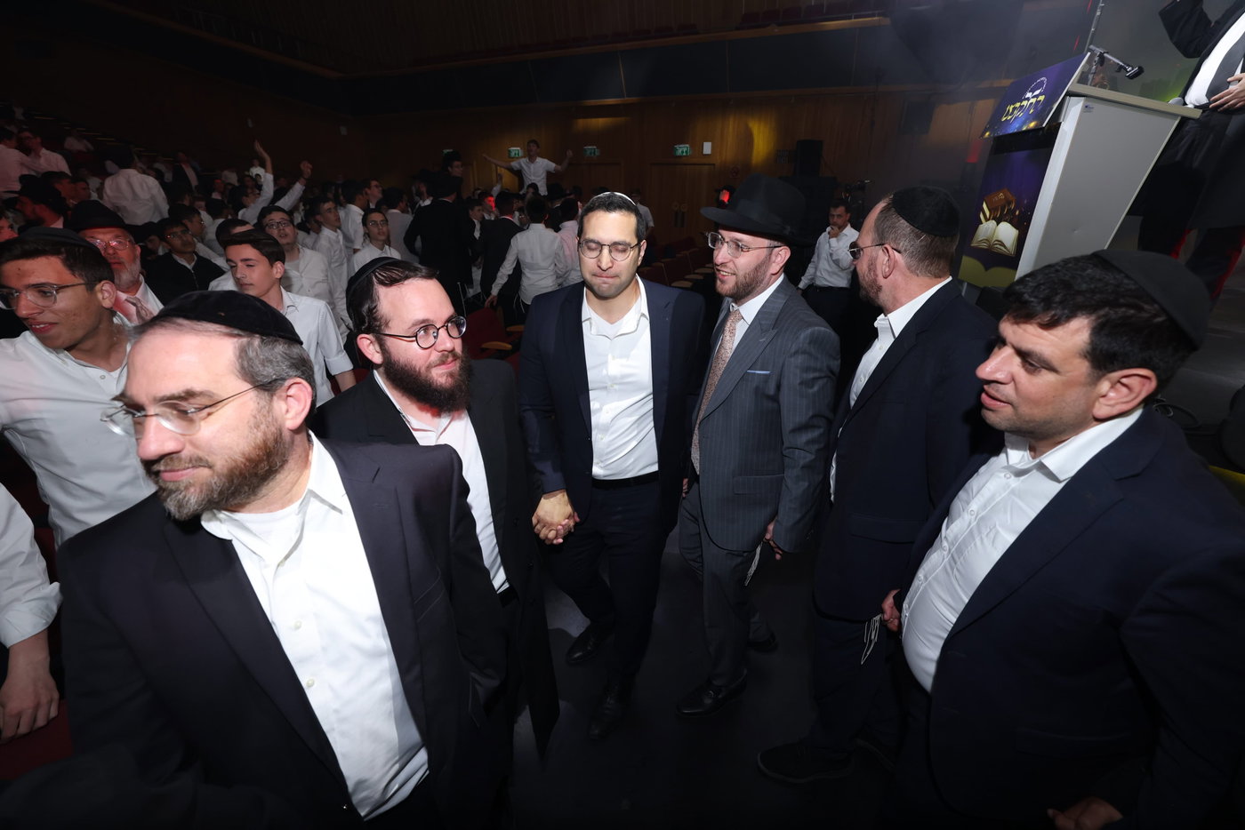 מעמד הסיומים ב'התקבצו'