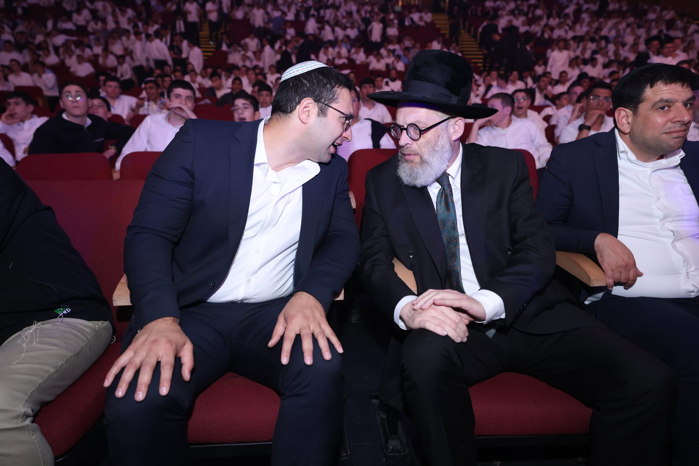 מעמד הסיומים ב'התקבצו'