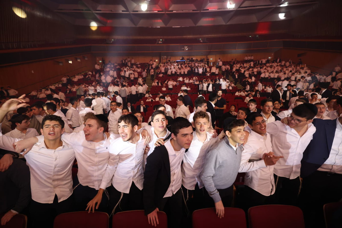 מעמד הסיומים ב'התקבצו'