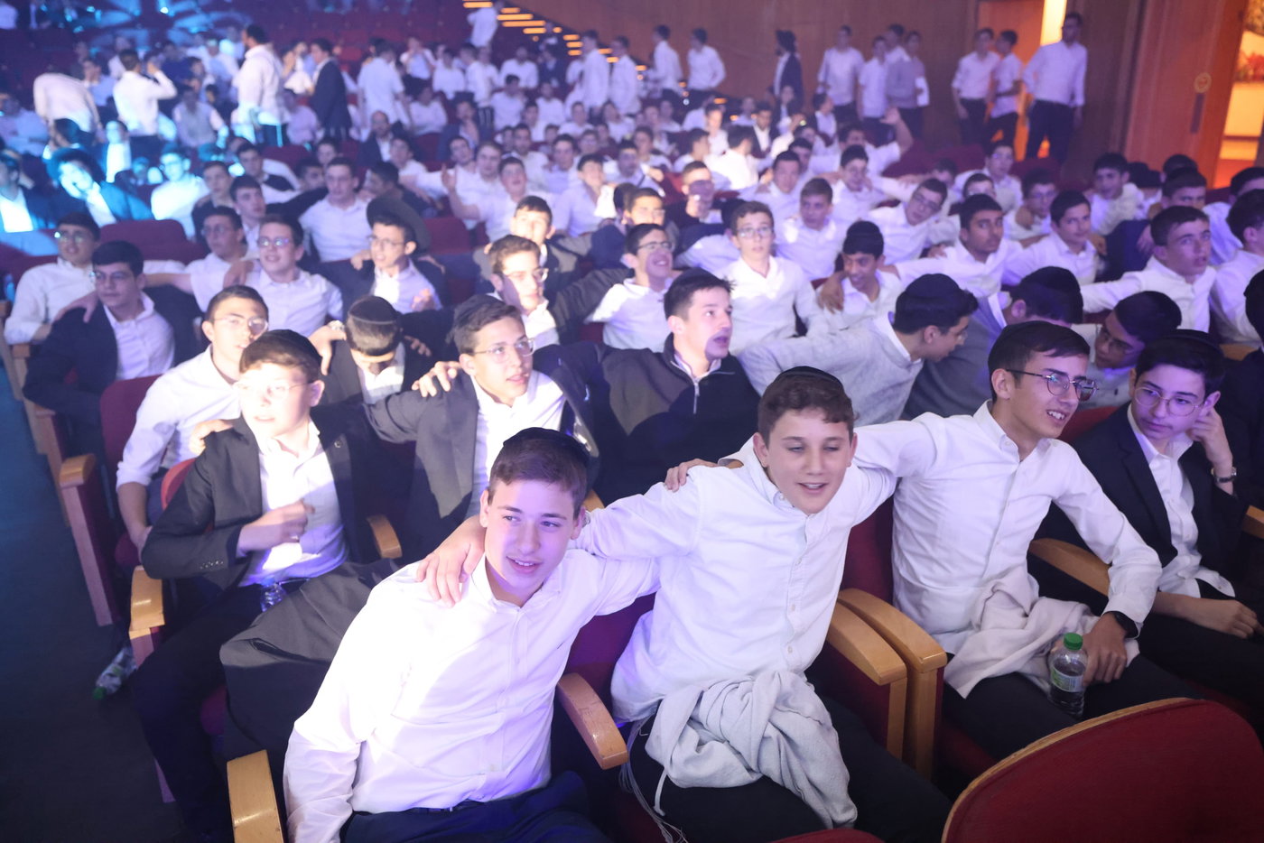 מעמד הסיומים ב'התקבצו'