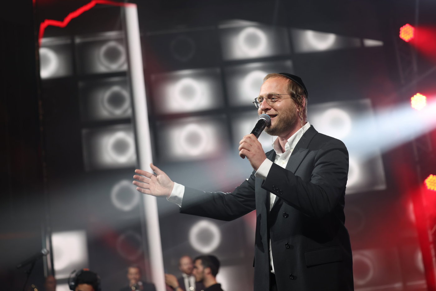 מעמד הסיומים ב'התקבצו'